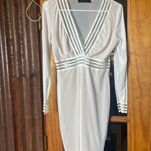 Elegant White Long Sleeve Dress, Size Large